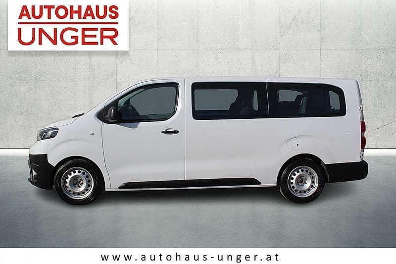 Gebraucht Toyota Proace Verso 144 PS (105 kW) 2022 Weiß Kombi