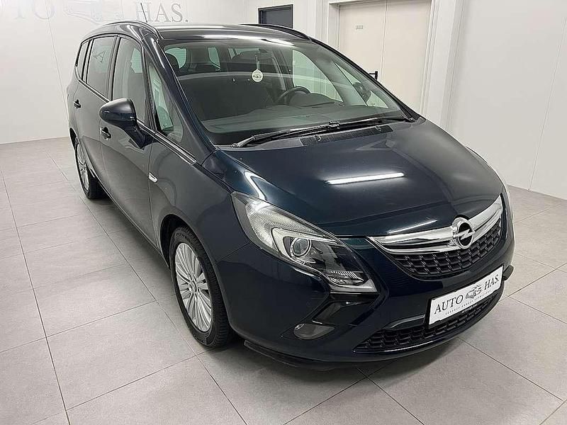Grün Gebraucht 2016 Opel Zafira Tourer Van / Kleinbus | € 12.250 (Fairer Preis) - Bild 1/4