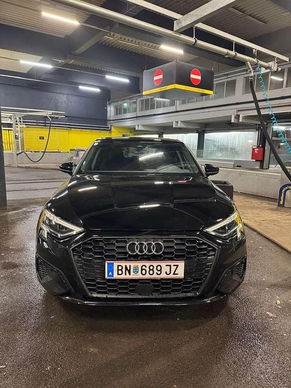 Gebraucht Audi A3 110 PS (80 kW) 2021 Limousine