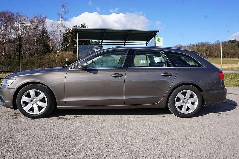 Gebraucht Audi A6 204 PS (150 kW) 2012 Grau Kombi