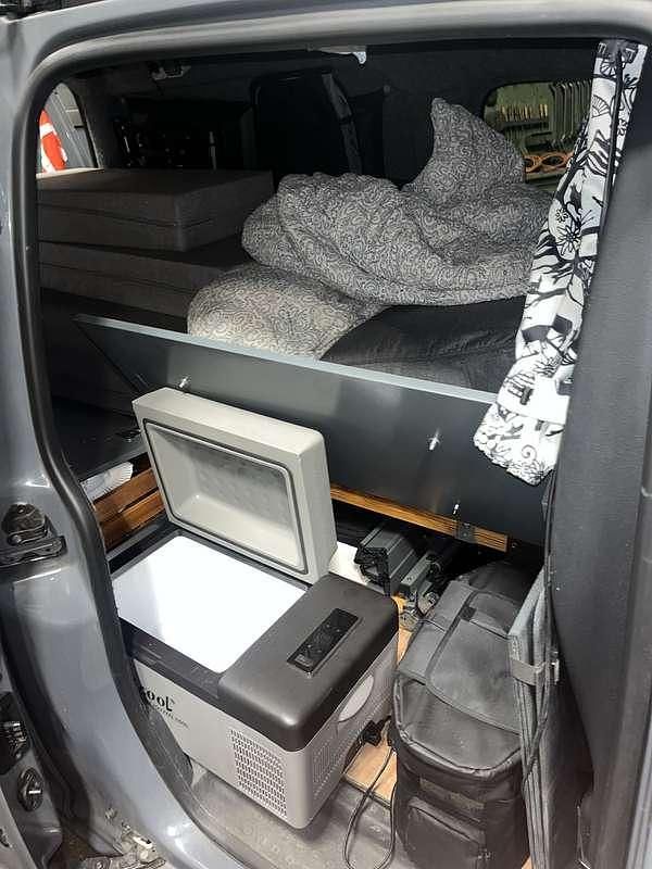 Gebraucht VW Caddy Maxi 102 PS (75 kW) 2018 Grau Van / Kleinbus