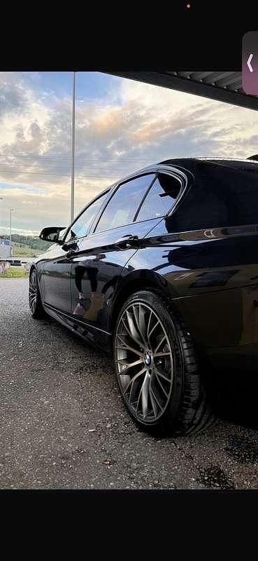 Gebraucht BMW 318 143 PS (105 kW) 2012 Limousine