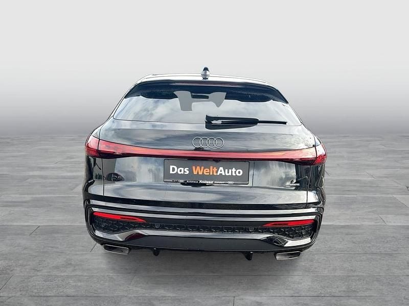 Gebraucht Audi Q5 Sportback 204 PS (150 kW) 2026 Schwarz  metallicperleffektno SUV