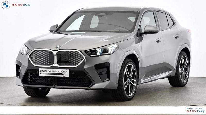Gebraucht BMW iX2 Shadowline 150 kW (204 PS) 2025 Grau SUV