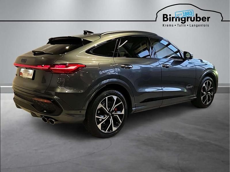 Neu Audi SQ5 367 PS (269 kW) 2025 Grau SUV