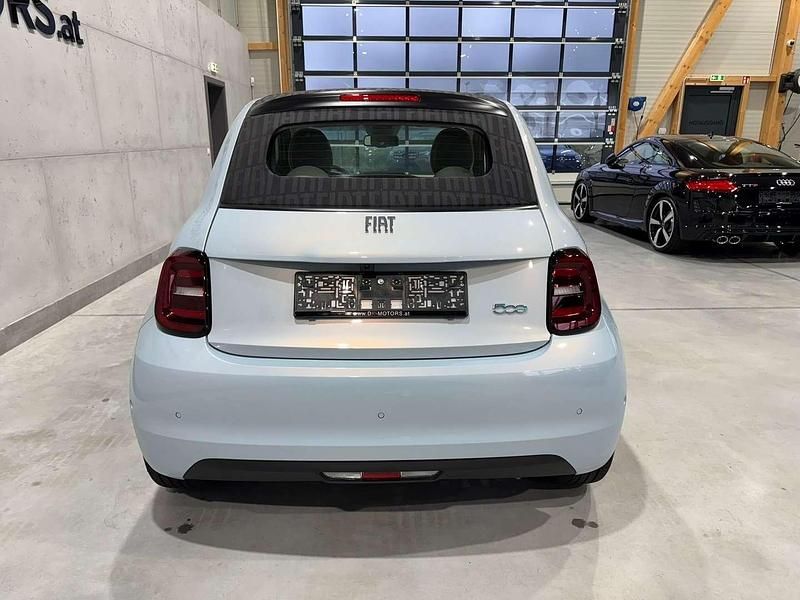 Gebraucht Fiat 500e La Prima 86 kW (118 PS) 2023 Blau Cabrio