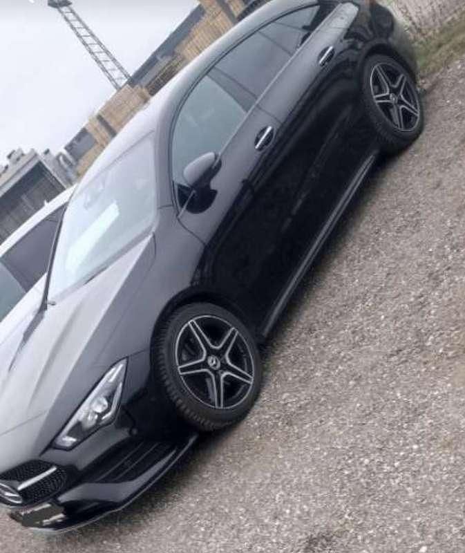 Schwarz Gebraucht 2020 Mercedes CLA200 Shooting Brake AMG line Kombi | € 24.000 (Guter Preis) - Bild 1/1