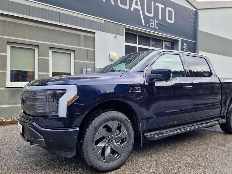 Gebraucht Ford F-150 Lariat 419 kW (571 PS) 2024 Blau Abholung