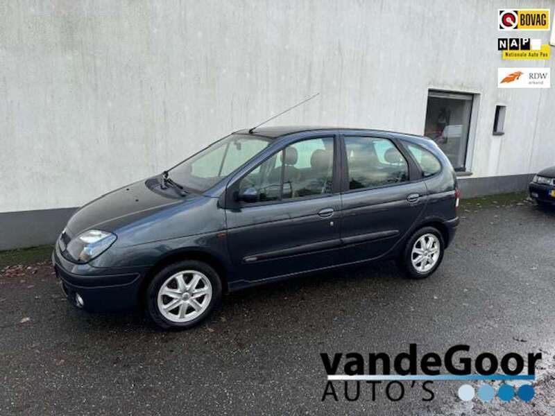 Grau Gebraucht 2002 Renault Scénic Expression Van / Kleinbus | € 1.450 - Bild 1/4