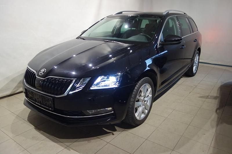 Schwarz Gebraucht 2020 Skoda Octavia Style Kombi | € 13.690 (Guter Preis) - Bild 1/4