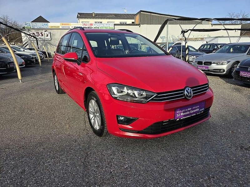 Gebraucht VW Golf VII 110 PS (80 kW) 2016 Rot Limousine