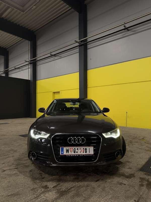 Gebraucht Audi A6 136 PS (100 kW) 2013 Grau Limousine