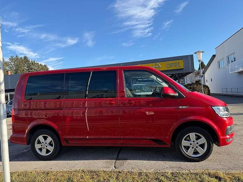 Gebraucht VW Multivan Comfortline 150 PS (110 kW) 2018 Rot Van