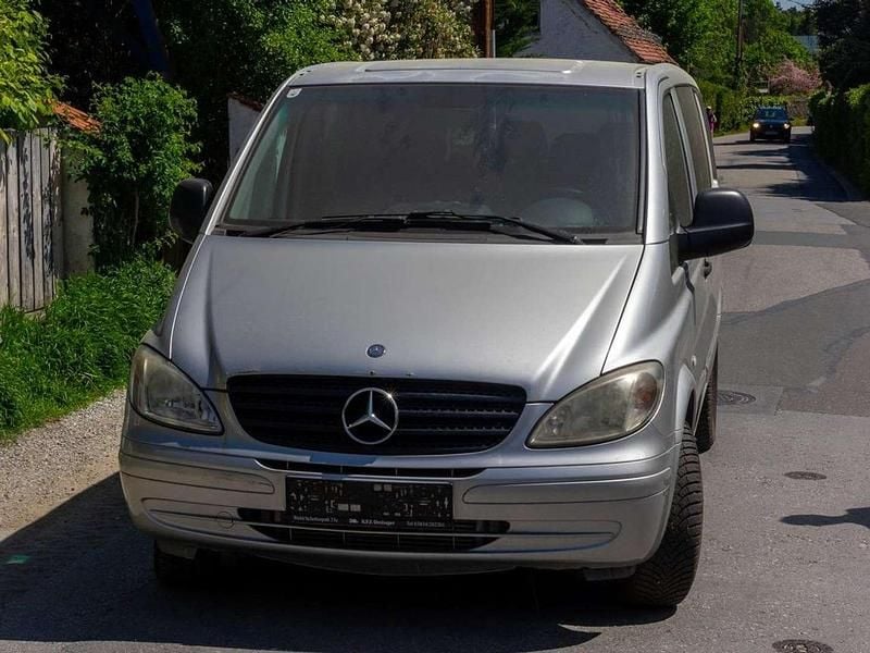 Gebraucht Mercedes Vito 150 PS (110 kW) 2009 Silber Van