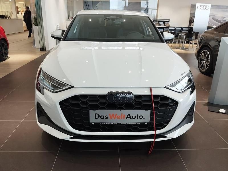 Neu Audi A3 116 PS (85 kW) 2026 Weiss  normal