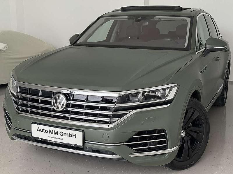 Weiß Gebraucht 2019 VW Touareg Elegance SUV | € 44.990 (Etwas zu teuer) - Bild 1/3