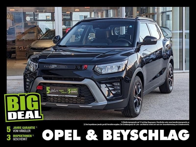 Space black Gebraucht 2024 Ssangyong (KGM) Tivoli SUV | € 21.490 - Bild 1/4