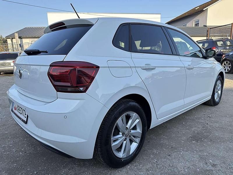 Gebraucht VW Polo Comfortline 95 PS (69 kW) 2019 Weiß Kleinwagen