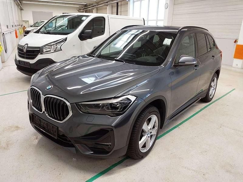 Gebraucht BMW X1 Sport Line 150 PS (110 kW) 2020 Grau SUV