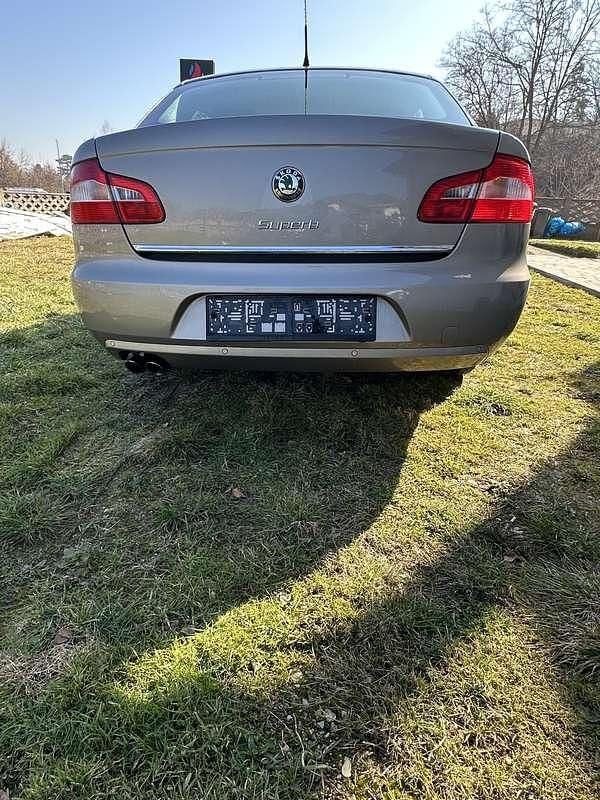 Gebraucht Skoda Superb Elegance 160 PS (117 kW) 2009 Limousine