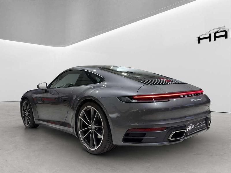 Gebraucht Porsche 911 Carrera 4 385 PS (283 kW) 2020 Grau Coupé
