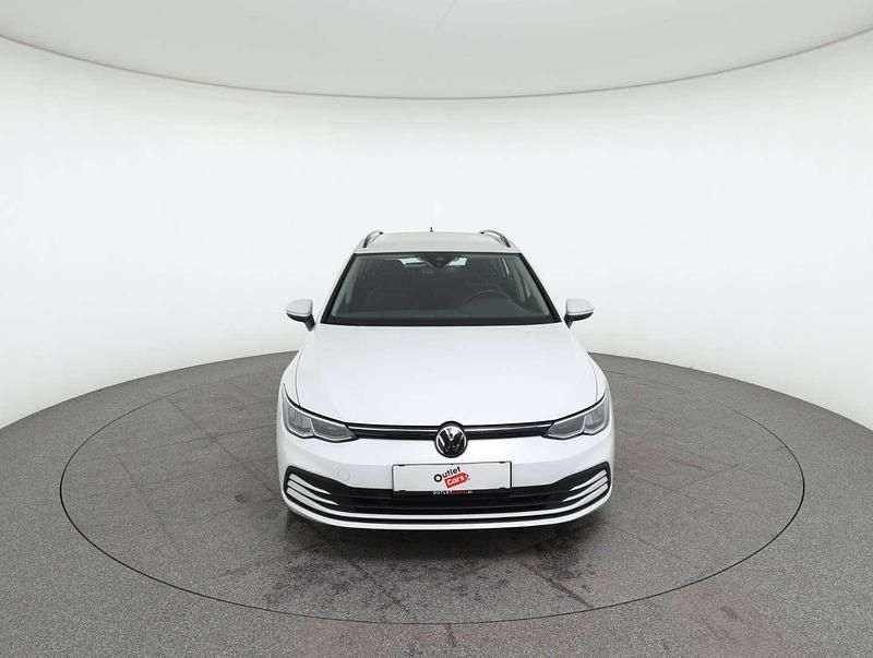 Gebraucht VW Golf VIII Life 116 PS (85 kW) 2024 Weiß Kombi