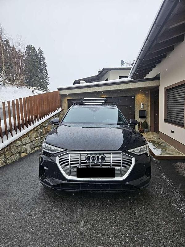 Gebraucht Audi e-tron S-Line 230 kW (313 PS) 2020 Schwarz SUV