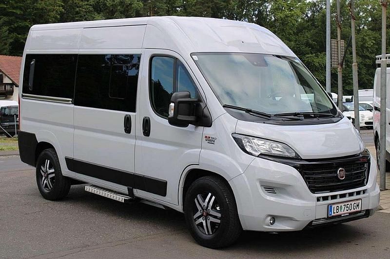 Schwarz Gebraucht 2020 Fiat Ducato Van | € 79.900 - Bild 1/4