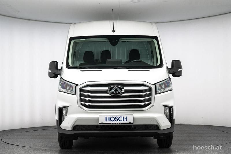 Neu Maxus V90 147 PS (108 kW) 2025 Weiß Van