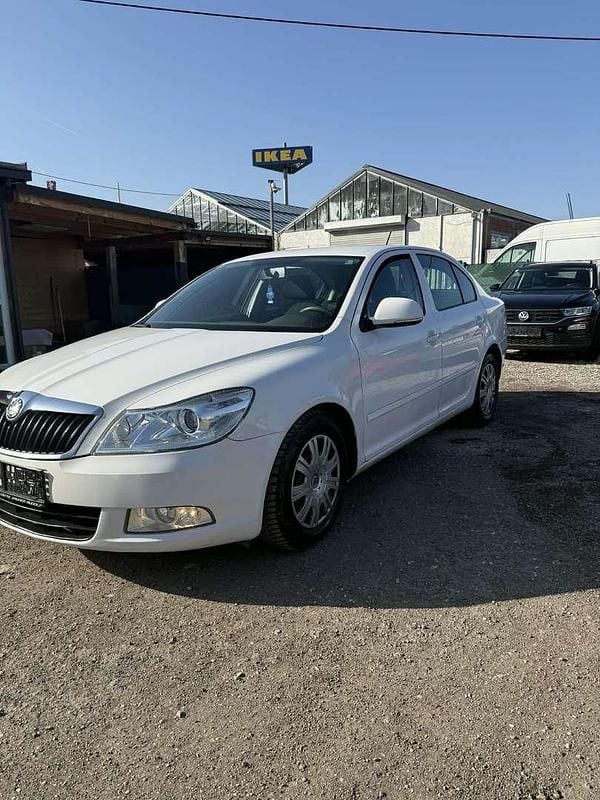 Gebraucht Skoda Octavia Ambition 105 PS (77 kW) 2012 Kombi
