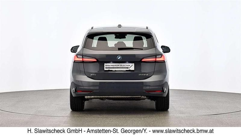 Gebraucht BMW 225 Luxury Line 136 PS (100 kW) 2024 Grau Kombi