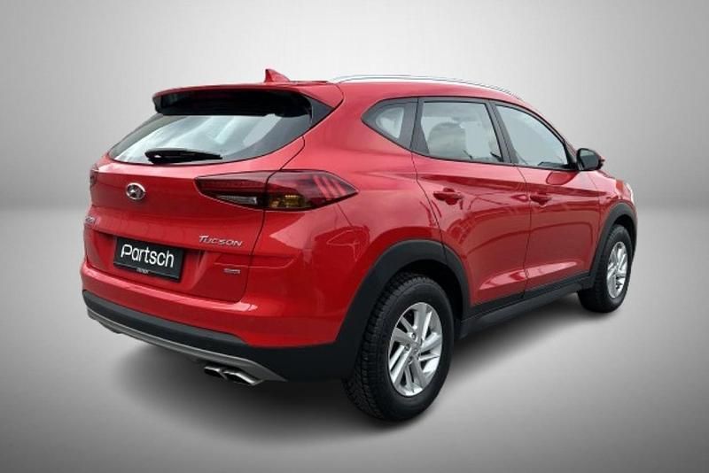 Gebraucht Hyundai Tucson 136 PS (100 kW) 2020 Rot SUV