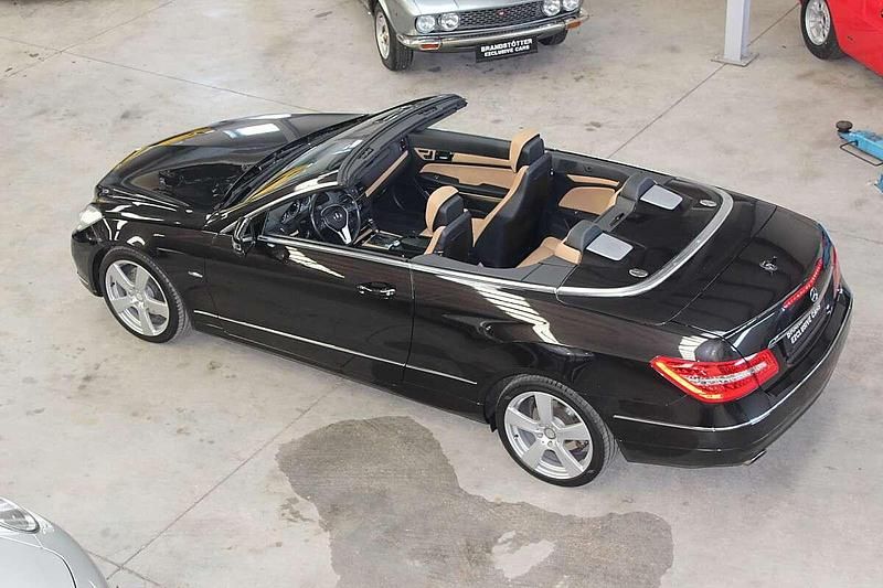 Gebraucht Mercedes E350 265 PS (194 kW) 2012 Schwarz Cabrio