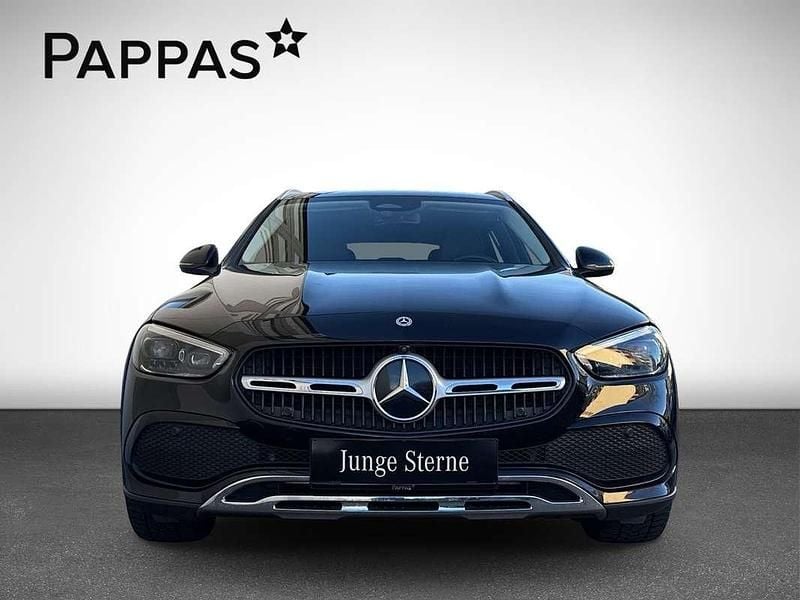 Gebraucht Mercedes C200 204 PS (150 kW) 2022 Schwarz Kombi