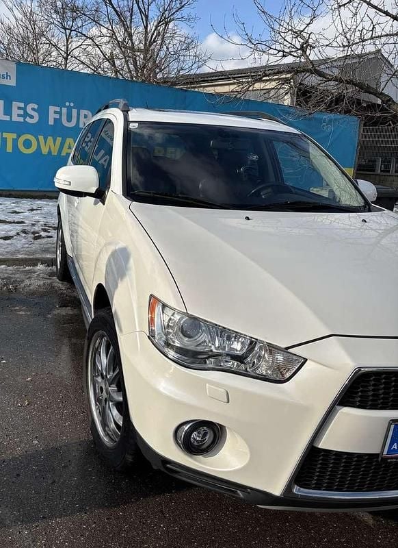 Gebraucht Mitsubishi Outlander 156 PS (114 kW) 2011 SUV