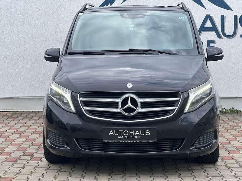 Gebraucht Mercedes V250 Avantgarde 190 PS (139 kW) 2015 Schwarz Van / Kleinbus