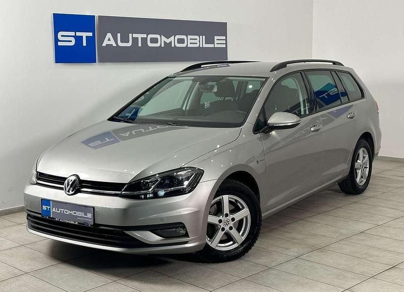 Grau Gebraucht 2018 VW Golf VII Trendline Kombi | € 13.990 (Etwas zu teuer) - Bild 1/4