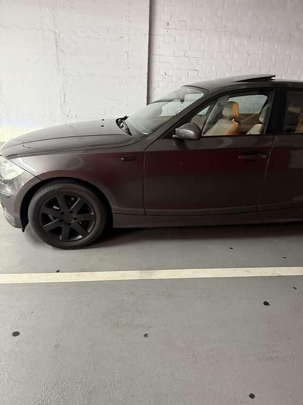 Gebraucht 2005 BMW 116 Kleinwagen | € 4.500 - Bild 1/4