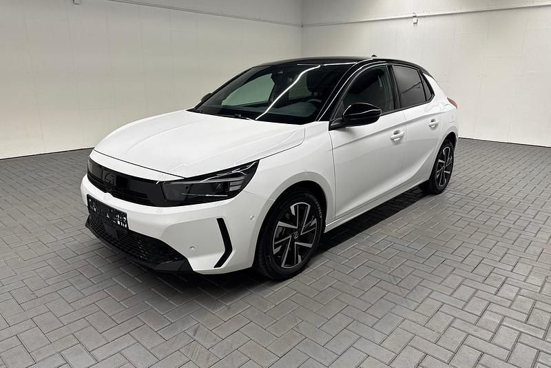 Weiß Gebraucht 2024 Opel Corsa Kleinwagen | € 20.792 (Teuer) - Bild 1/4