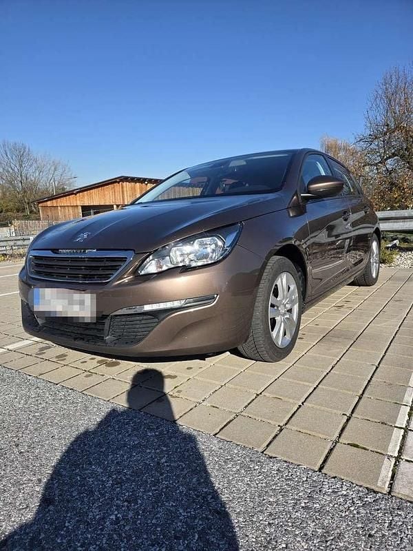 Gebraucht Peugeot 308 Active 116 PS (85 kW) 2014 Limousine