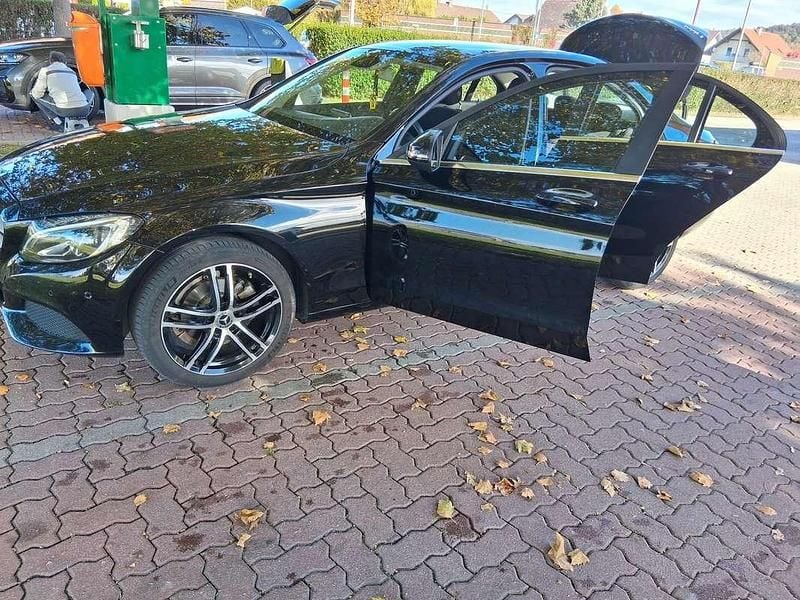 Gebraucht Mercedes C180 116 PS (85 kW) 2018 Limousine