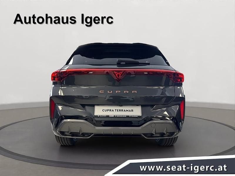 Neu Cupra Terramar 150 PS (110 kW) 2026 Dunkelgrau  metallic SUV