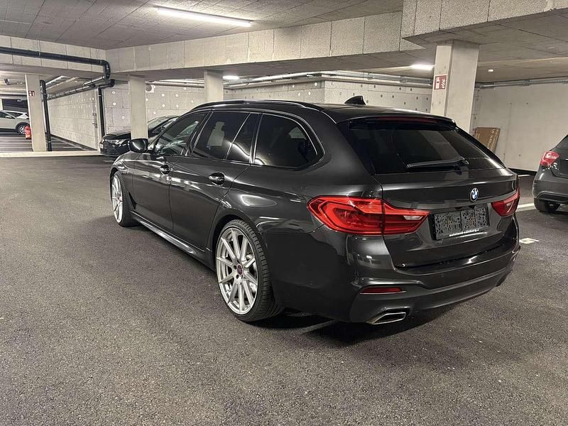 Gebraucht BMW 530 M Sport 265 PS (194 kW) 2017 Kombi