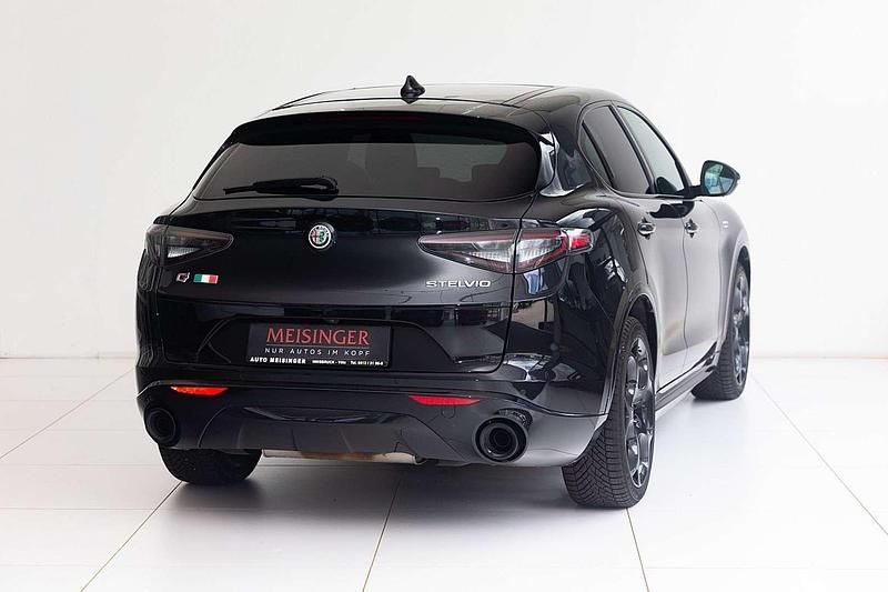 Gebraucht Alfa Romeo Stelvio Ti 280 PS (205 kW) 2023 Schwarz SUV