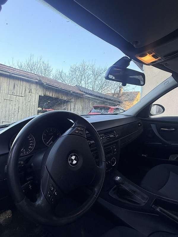 Gebraucht BMW 320 170 PS (125 kW) 2008 Limousine