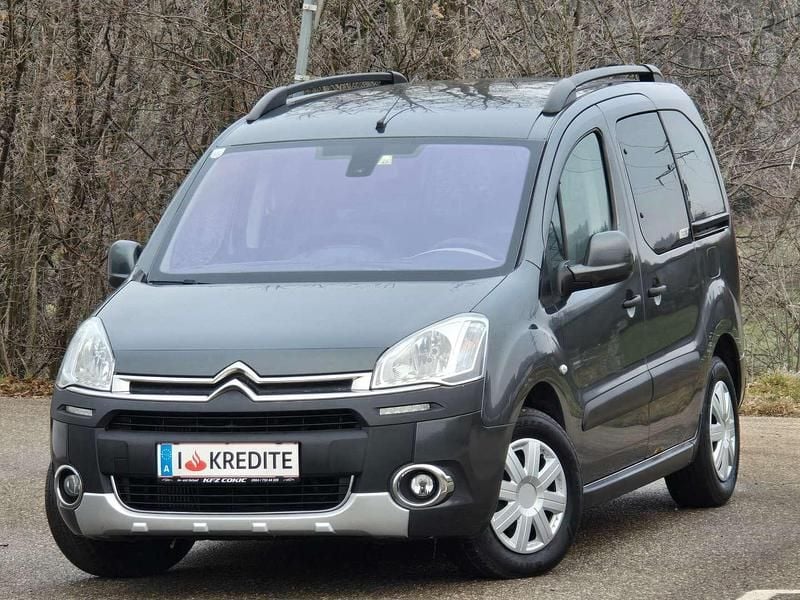 Gebraucht Citroën Berlingo XTR 114 PS (83 kW) 2015 Grau Van / Kleinbus