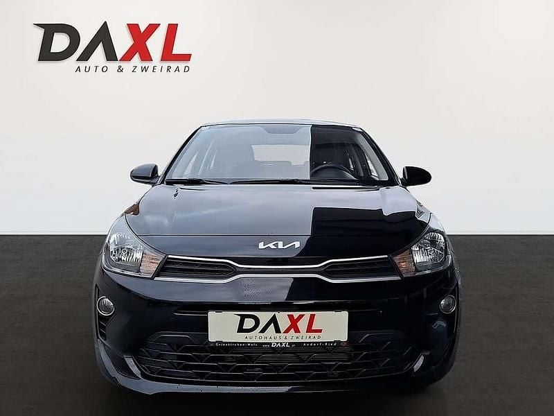 Gebraucht Kia Rio 84 PS (61 kW) 2022 Schwarz Limousine