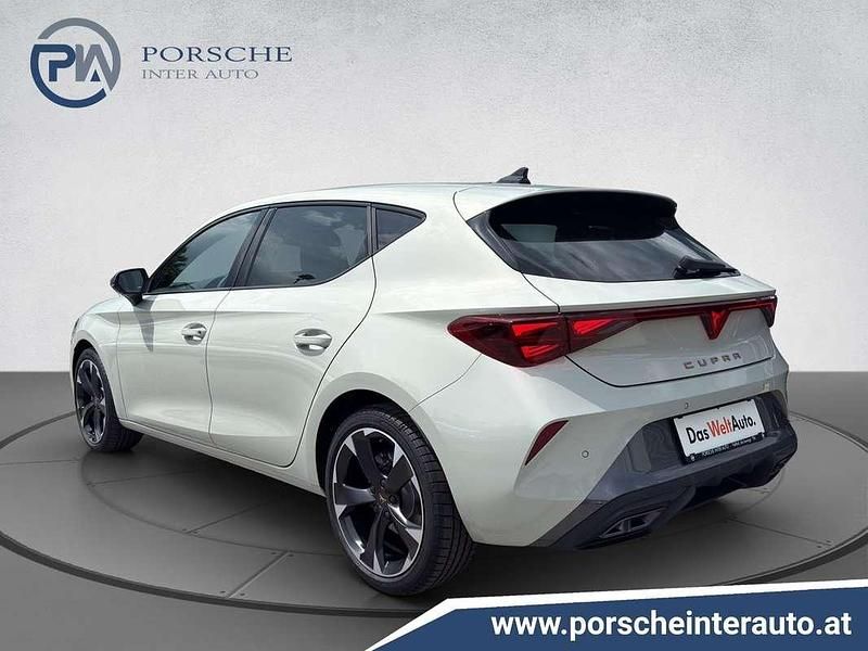 Gebraucht Cupra Leon 150 PS (110 kW) 2025 Hellgrau  metallic Limousine