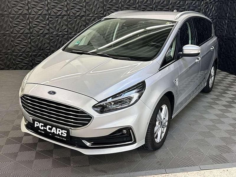 Silber Gebraucht 2022 Ford S-MAX Titanium Van / Kleinbus | € 16.990 (Superpreis) - Bild 1/4