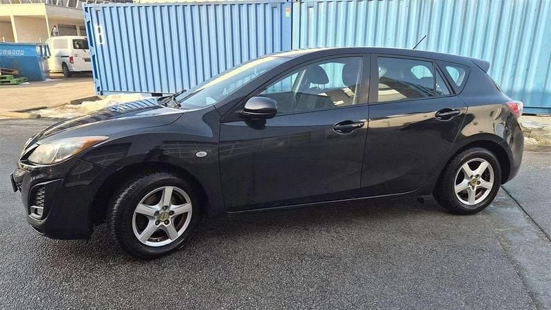 Gebraucht Mazda 3 Edition 105 PS (77 kW) 2010 Schwarz Limousine